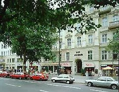 Hotell Avant Garde 4*